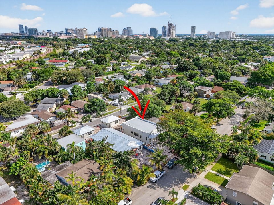 For Sale: $1,950,000 (4 beds, 3 baths, 2112 Square Feet)