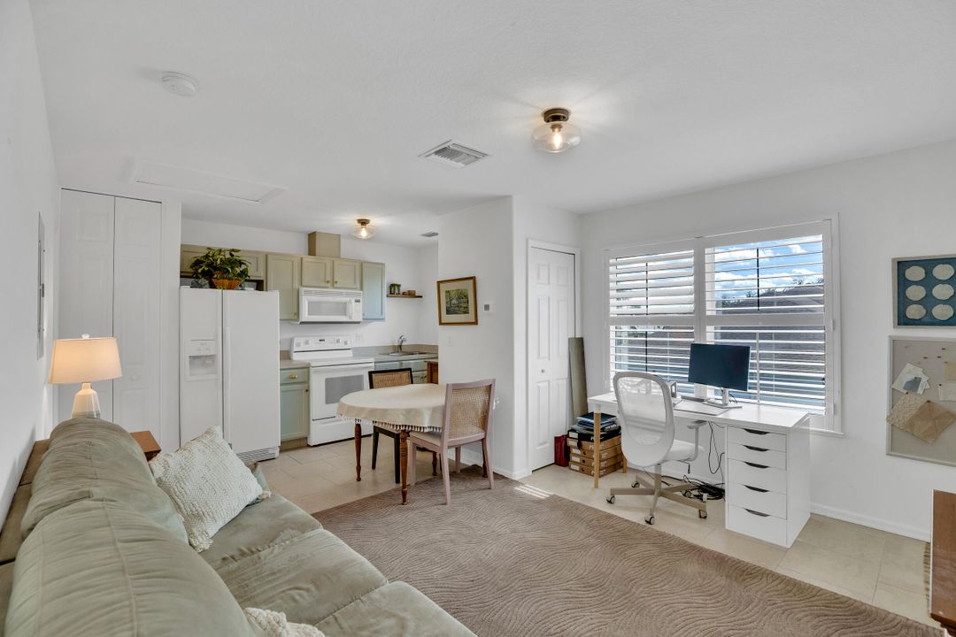 待售: $419,000 (3 贝兹, 3 浴室, 1916 平方英尺)