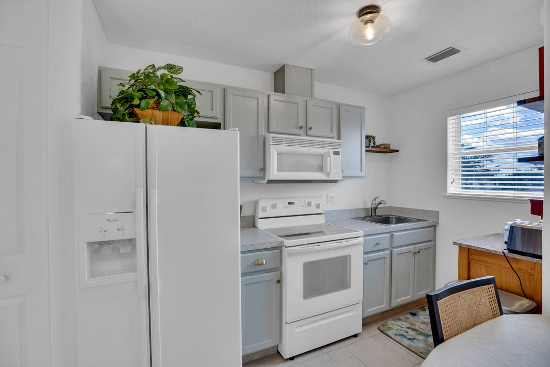 待售: $419,000 (3 贝兹, 3 浴室, 1916 平方英尺)