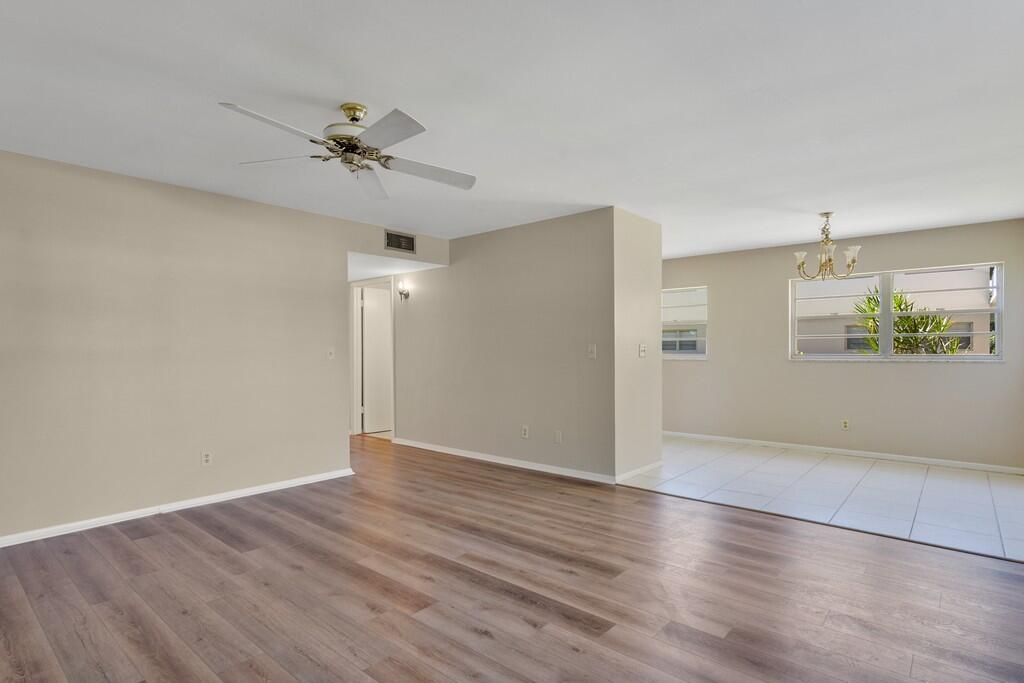 待售: $125,000 (2 贝兹, 2 浴室, 1000 平方英尺)