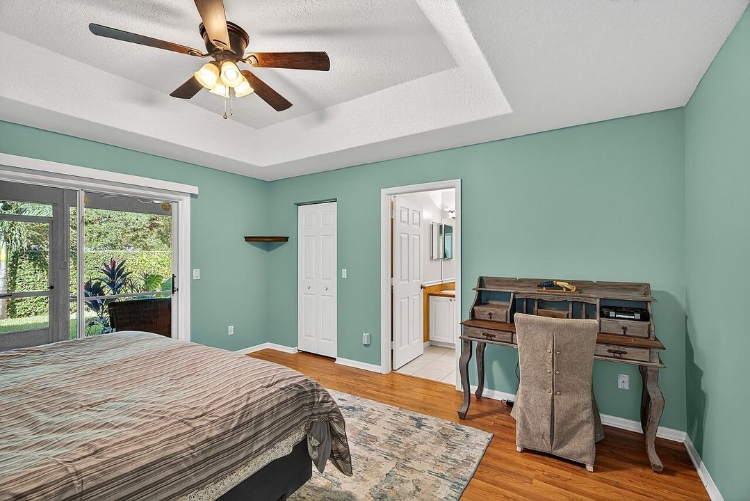 Под контрактом: $339,000 (3 спален, 2 ванн, 1440 Квадратных фут)