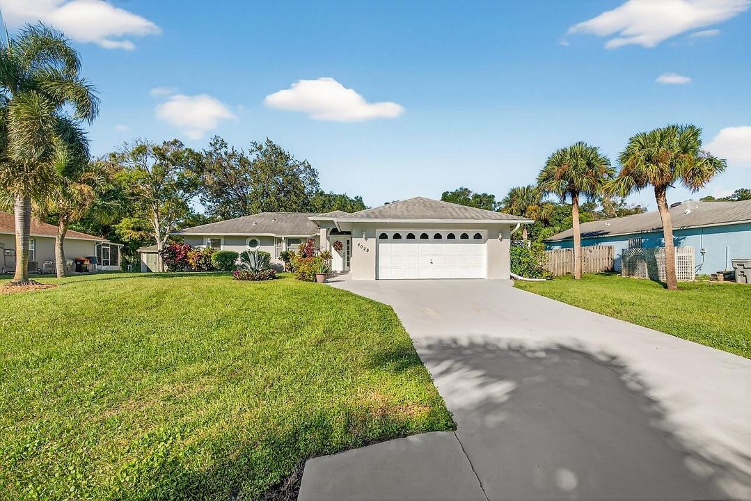 Под контрактом: $339,000 (3 спален, 2 ванн, 1440 Квадратных фут)