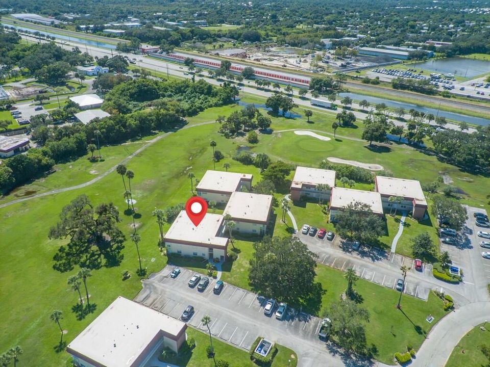 待售: $125,000 (2 贝兹, 2 浴室, 1000 平方英尺)