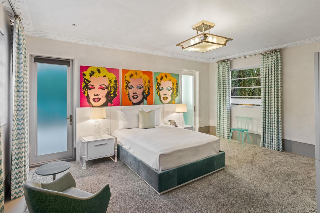 For Sale: $24,950,000 (6 beds, 7 baths, 6212 Square Feet)