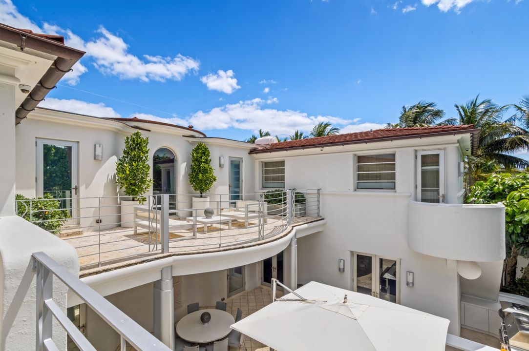 For Sale: $24,950,000 (6 beds, 7 baths, 6212 Square Feet)