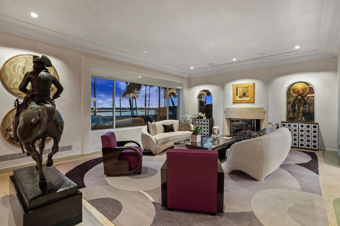 For Sale: $24,950,000 (6 beds, 7 baths, 6212 Square Feet)