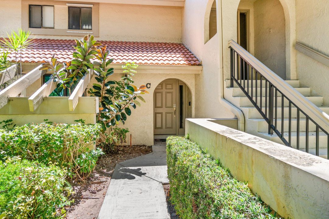 Activo con contrato: $329,000 (2 camas, 1 baños, 999 Pies cuadrados)