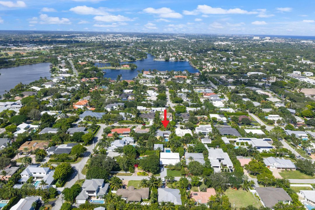 For Sale: $2,287,000 (6 beds, 5 baths, 3740 Square Feet)