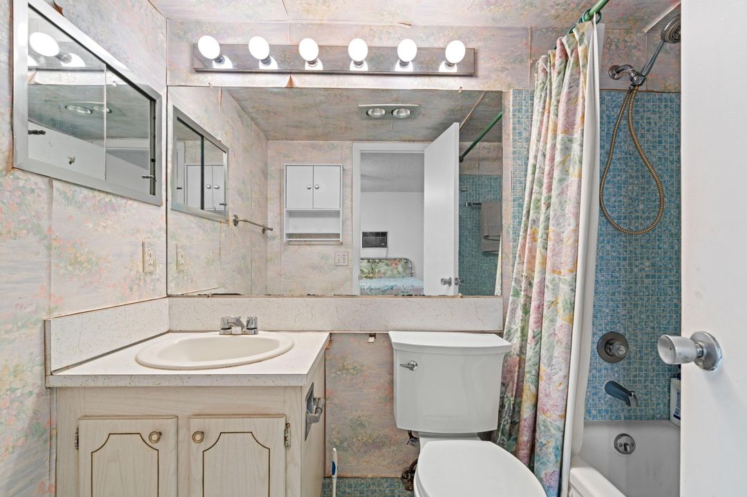 待售: $65,000 (1 贝兹, 1 浴室, 792 平方英尺)