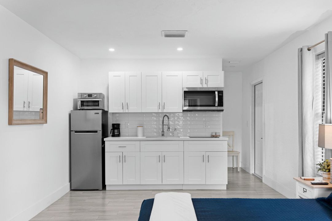 待售: $1,100,000 (5 贝兹, 5 浴室, 2534 平方英尺)