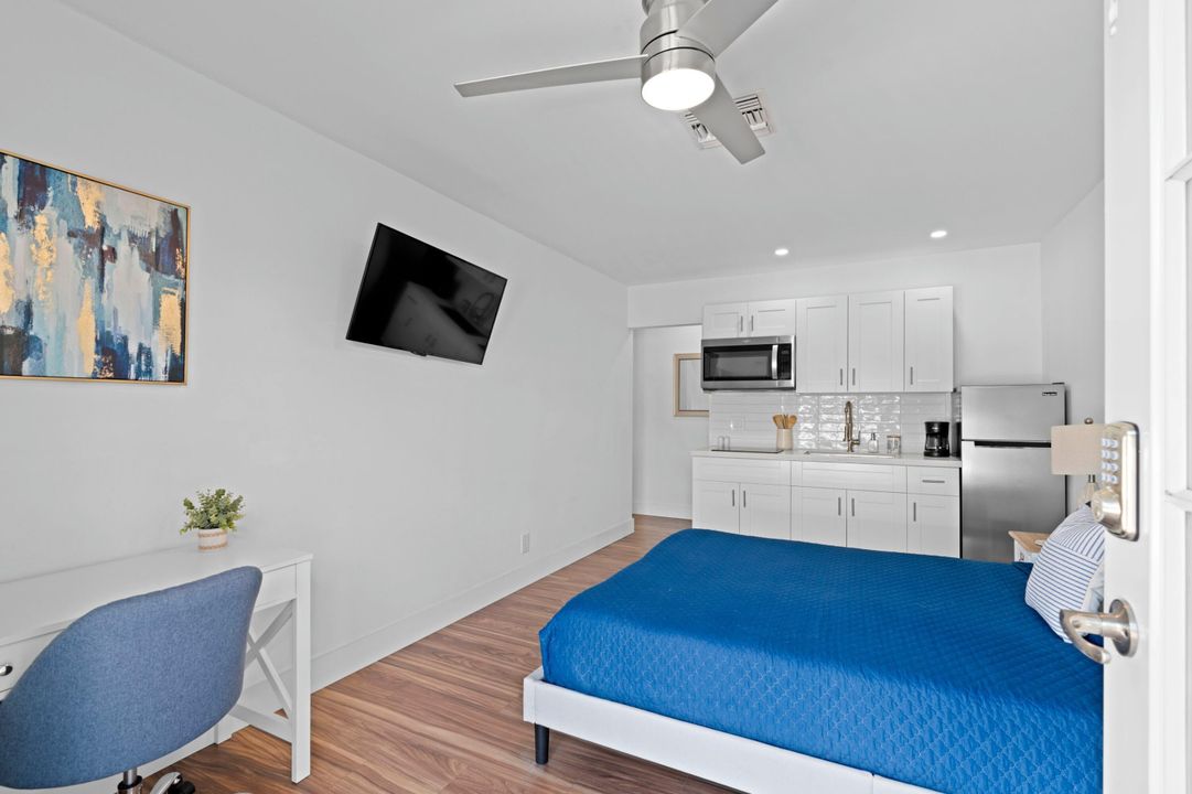 待售: $1,100,000 (5 贝兹, 5 浴室, 2534 平方英尺)