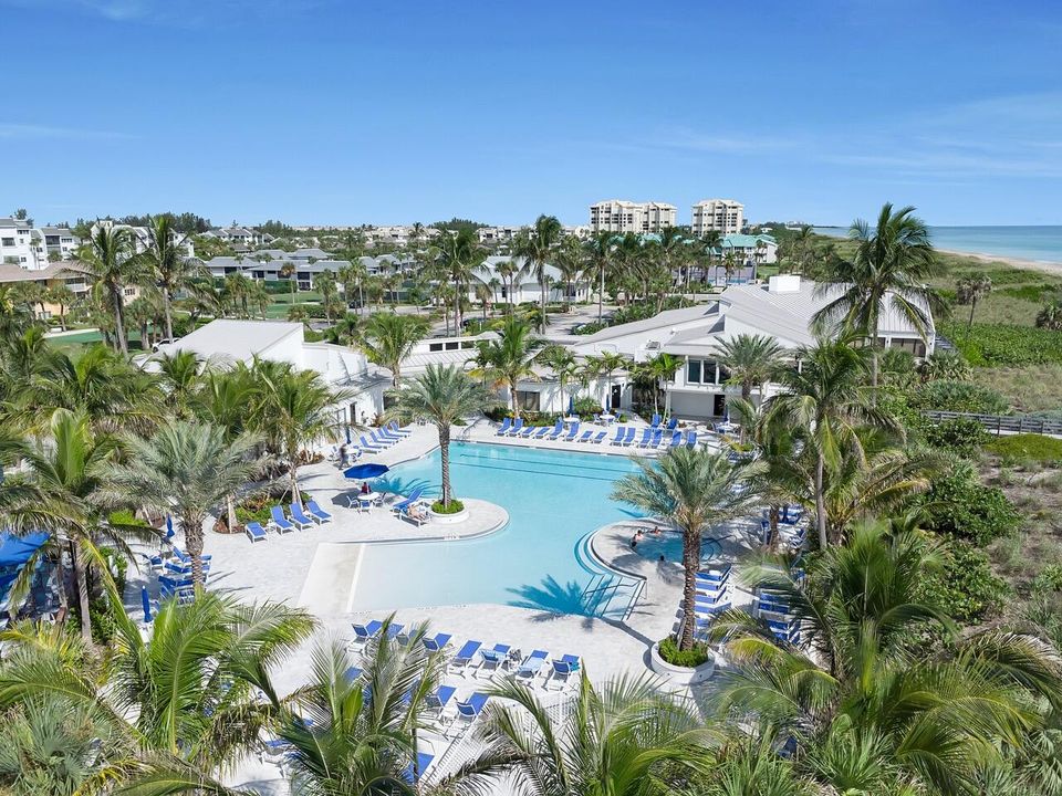 Под контрактом: $329,999 (2 спален, 2 ванн, 1258 Квадратных фут)