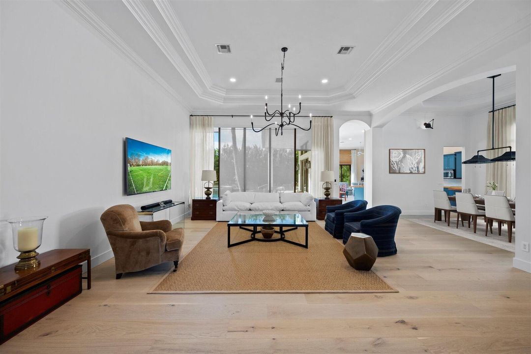 Active With Contract: $18,000 (3 beds, 3 baths, 3084 Square Feet)