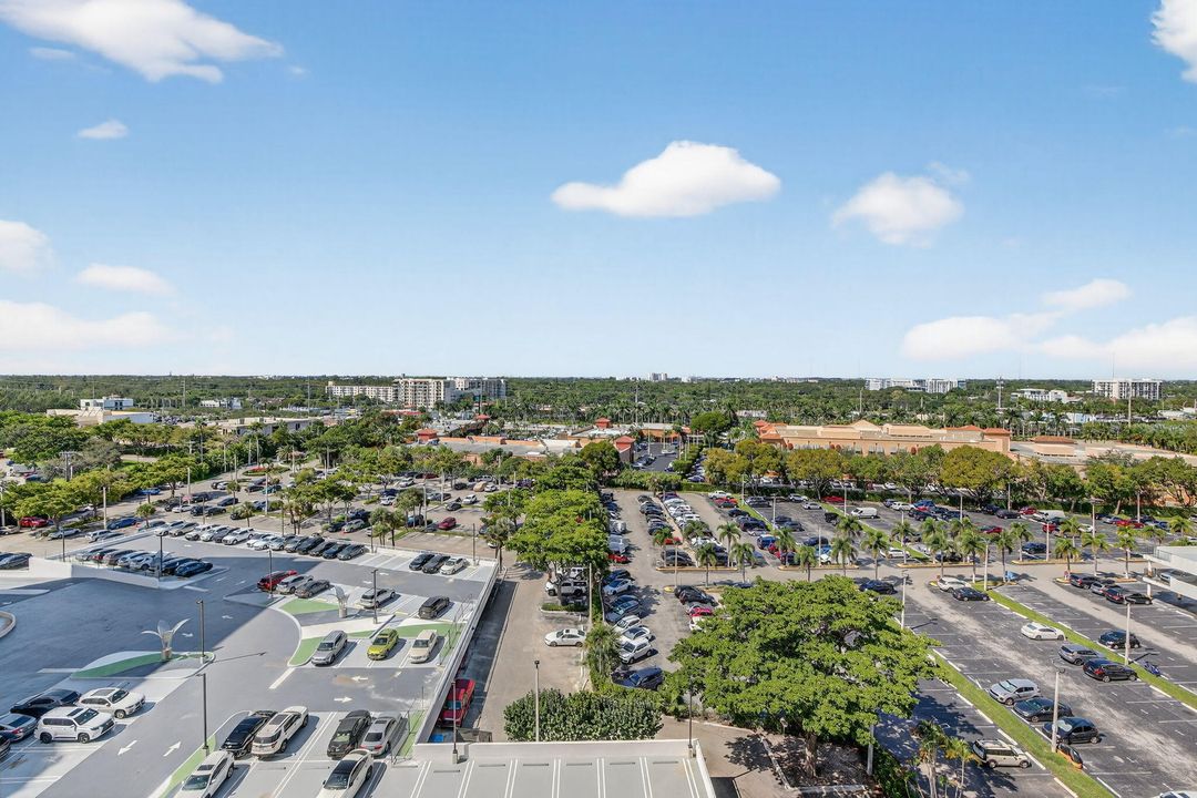 For Sale: $249,000 (2 beds, 2 baths, 1605 Square Feet)