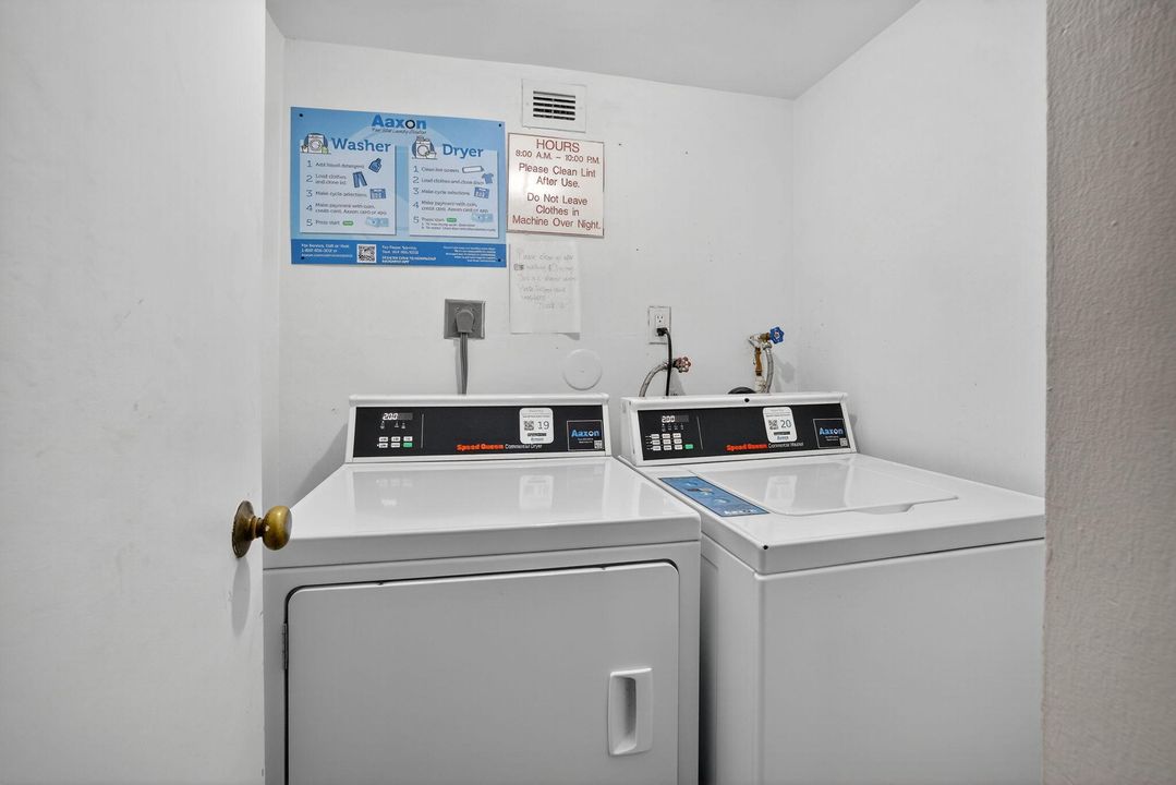 For Sale: $249,000 (2 beds, 2 baths, 1605 Square Feet)