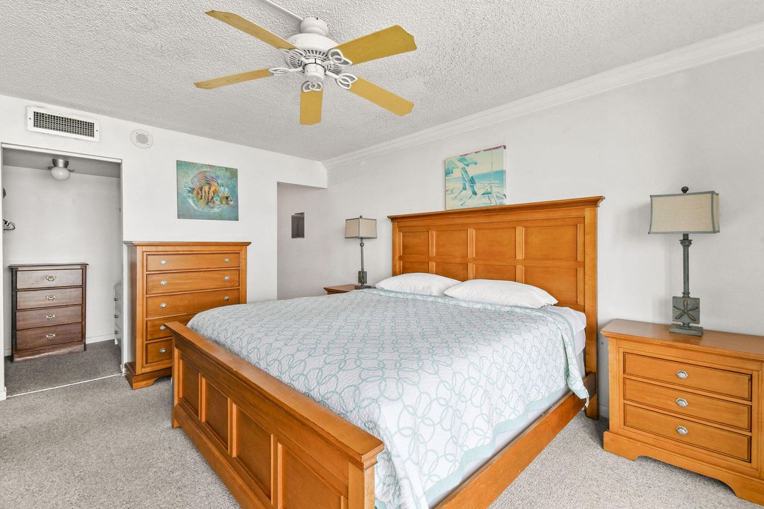 En Venta: $355,000 (2 camas, 2 baños, 1023 Pies cuadrados)