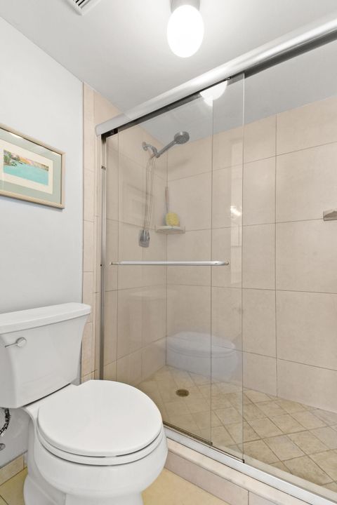 En Venta: $355,000 (2 camas, 2 baños, 1023 Pies cuadrados)