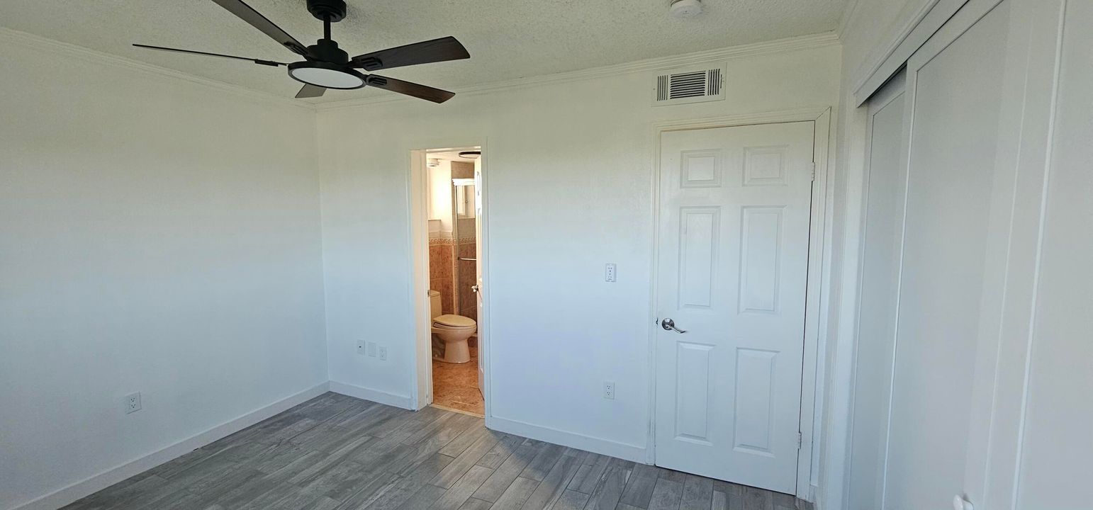 出租: $2,200 (2 贝兹, 1 浴室, 790 平方英尺)