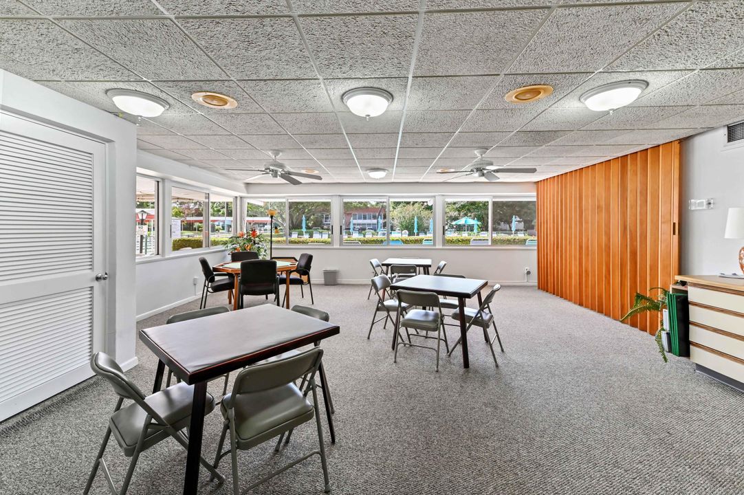 待售: $169,900 (2 贝兹, 2 浴室, 1089 平方英尺)