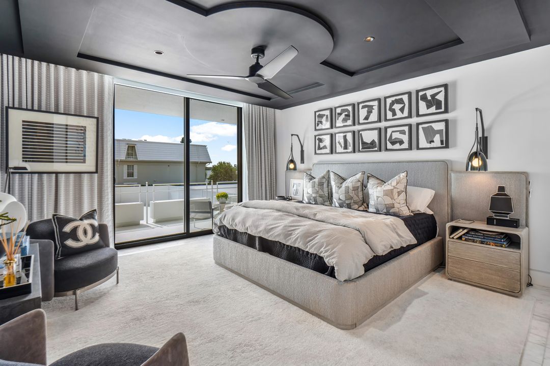 For Sale: $2,695,000 (2 beds, 2 baths, 1949 Square Feet)