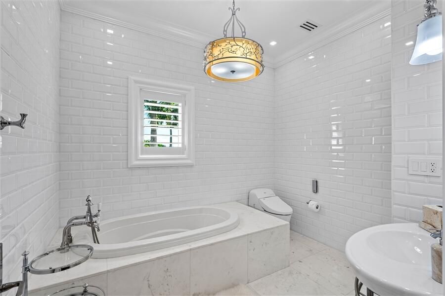 待售: $12,499,000 (5 贝兹, 4 浴室, 6490 平方英尺)