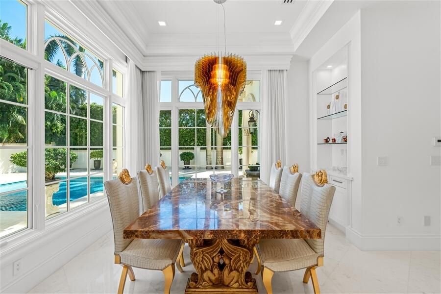 待售: $12,499,000 (5 贝兹, 4 浴室, 6490 平方英尺)