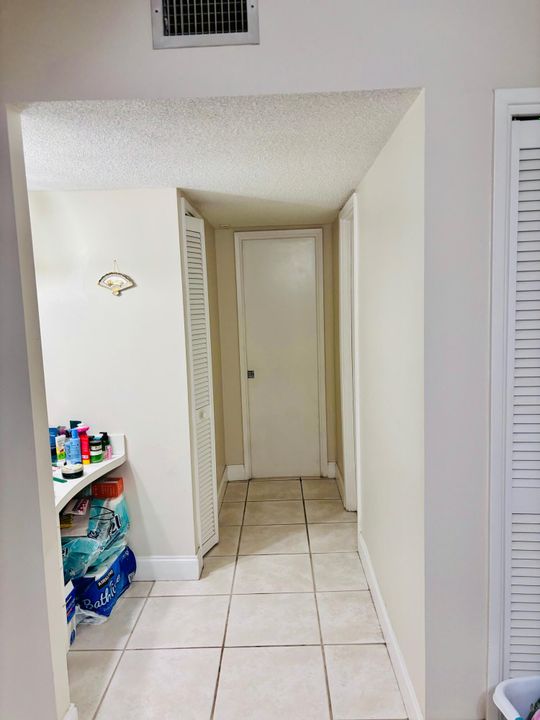 For Rent: $1,750 (1 beds, 1 baths, 860 Square Feet)