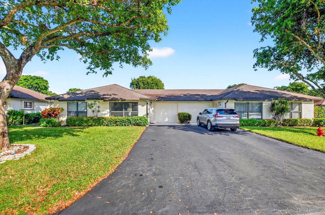 Recently Rented: $2,150 (2 beds, 2 baths, 1400 Square Feet)