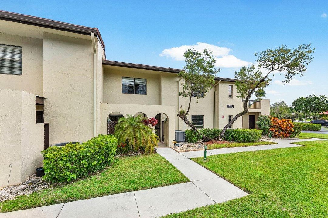 For Rent: $3,000 (2 beds, 2 baths, 1540 Square Feet)