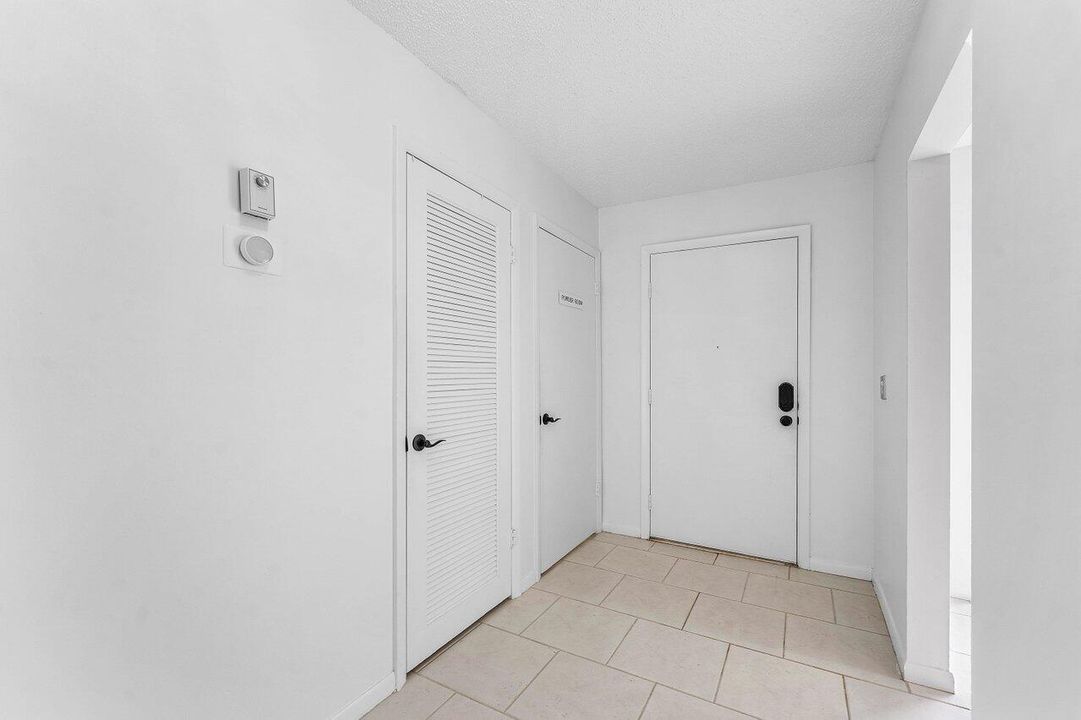 For Rent: $3,000 (2 beds, 2 baths, 1540 Square Feet)