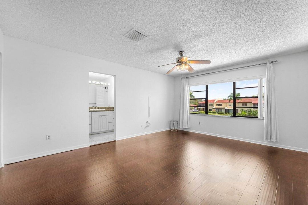 For Rent: $3,000 (2 beds, 2 baths, 1540 Square Feet)