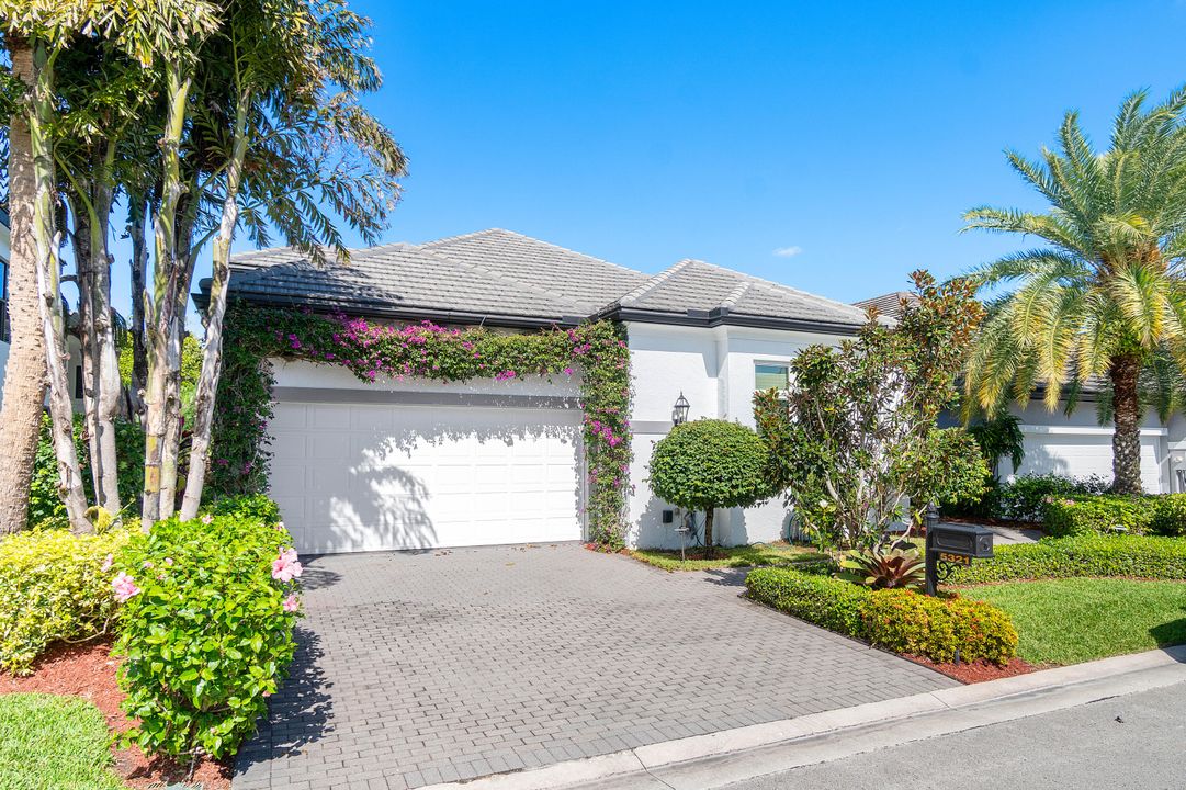 En Venta: $2,495,000 (4 camas, 5 baños, 3932 Pies cuadrados)