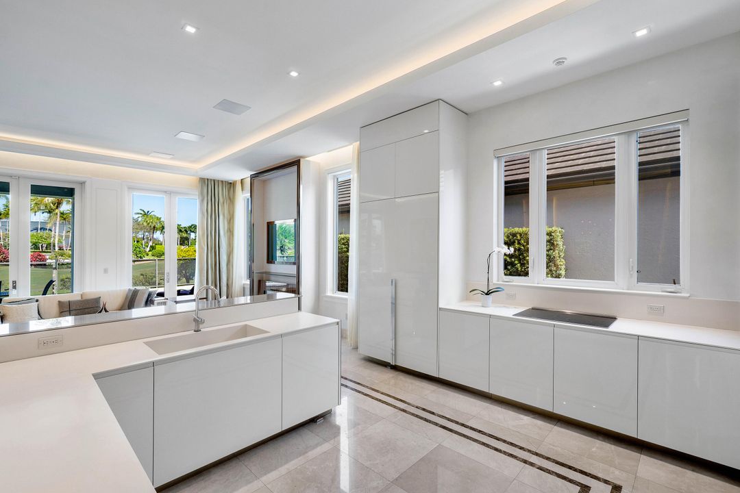 En Venta: $2,495,000 (4 camas, 5 baños, 3932 Pies cuadrados)