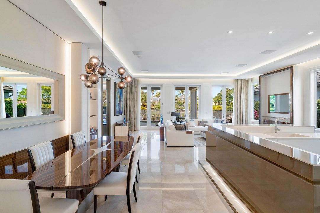 En Venta: $2,495,000 (4 camas, 5 baños, 3932 Pies cuadrados)