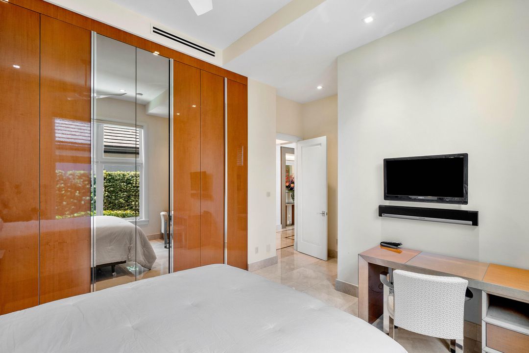 En Venta: $2,495,000 (4 camas, 5 baños, 3932 Pies cuadrados)