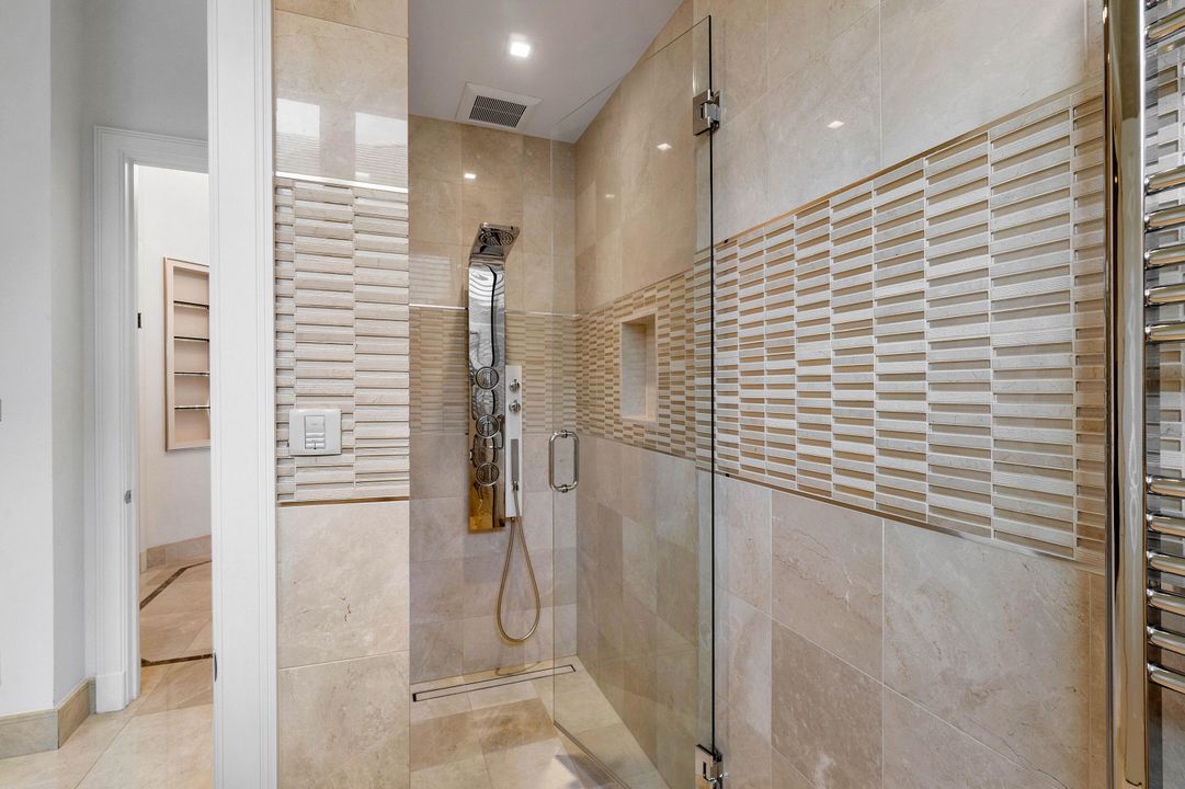 En Venta: $2,495,000 (4 camas, 5 baños, 3932 Pies cuadrados)