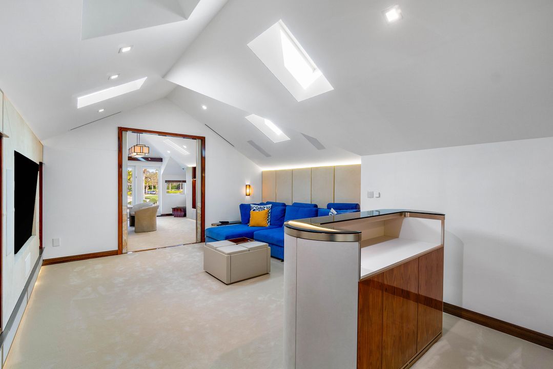 En Venta: $2,495,000 (4 camas, 5 baños, 3932 Pies cuadrados)