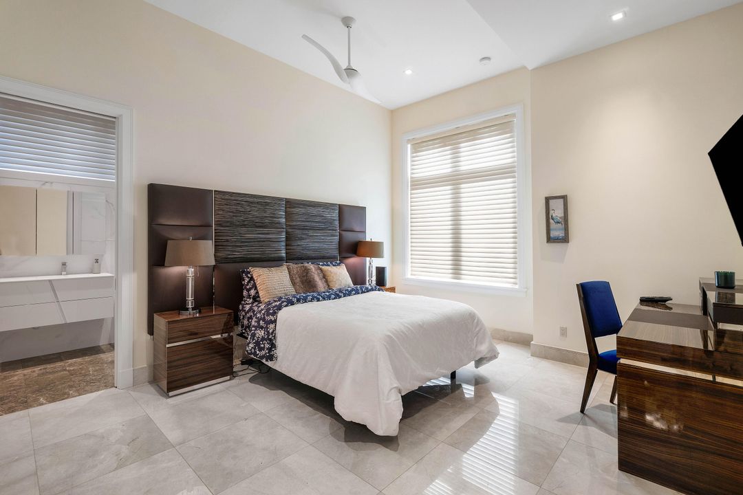 En Venta: $2,495,000 (4 camas, 5 baños, 3932 Pies cuadrados)