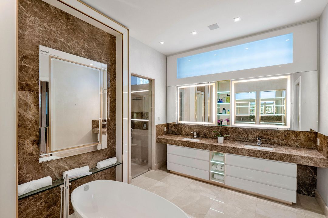 En Venta: $2,495,000 (4 camas, 5 baños, 3932 Pies cuadrados)