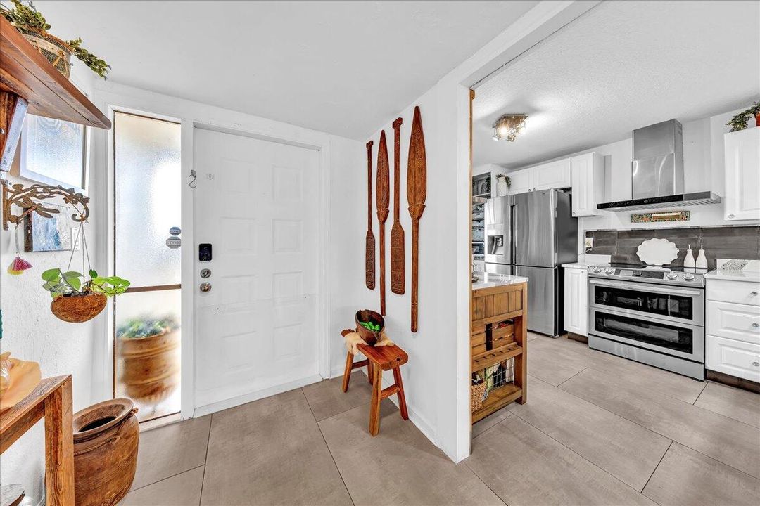 На продажу: $669,000 (3 спален, 3 ванн, 1836 Квадратных фут)