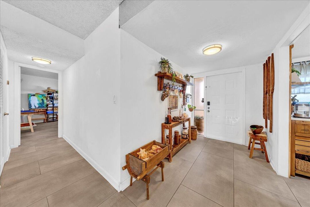 На продажу: $669,000 (3 спален, 3 ванн, 1836 Квадратных фут)