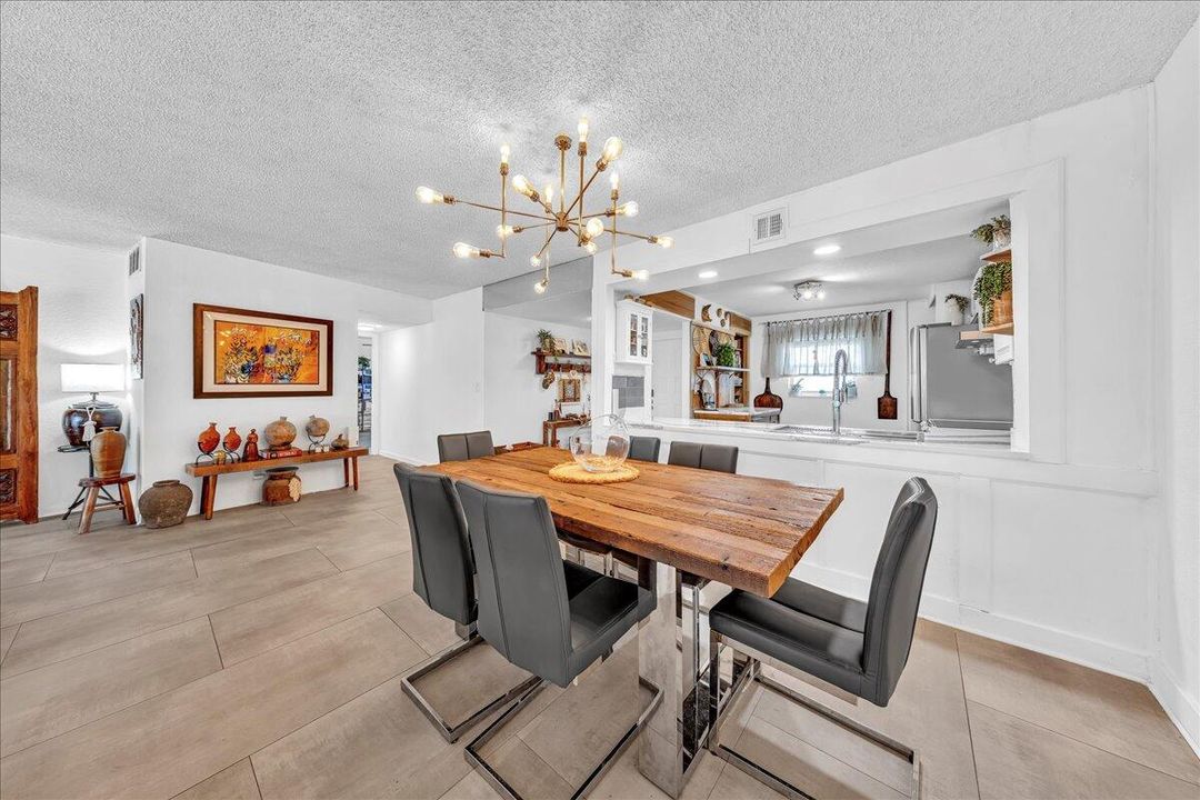 На продажу: $669,000 (3 спален, 3 ванн, 1836 Квадратных фут)