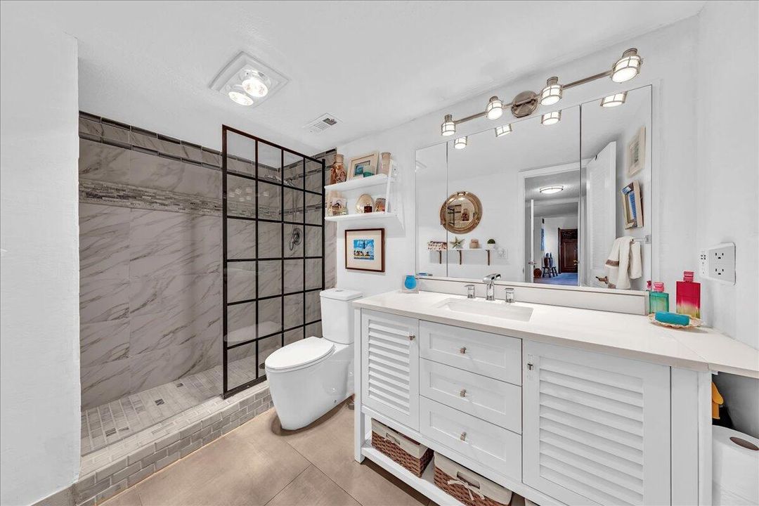 На продажу: $669,000 (3 спален, 3 ванн, 1836 Квадратных фут)