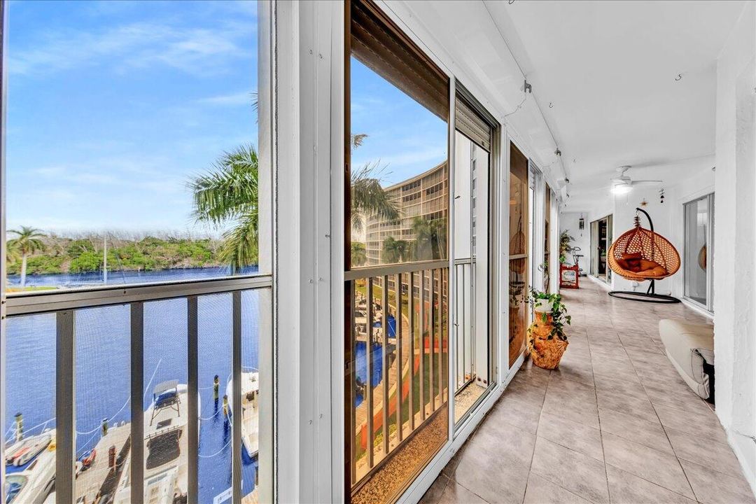 На продажу: $669,000 (3 спален, 3 ванн, 1836 Квадратных фут)