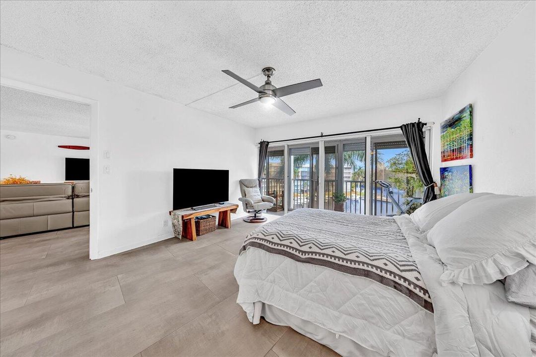 На продажу: $669,000 (3 спален, 3 ванн, 1836 Квадратных фут)