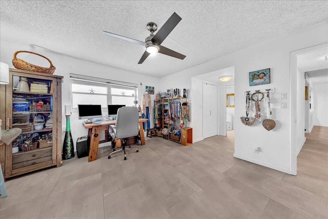 На продажу: $669,000 (3 спален, 3 ванн, 1836 Квадратных фут)