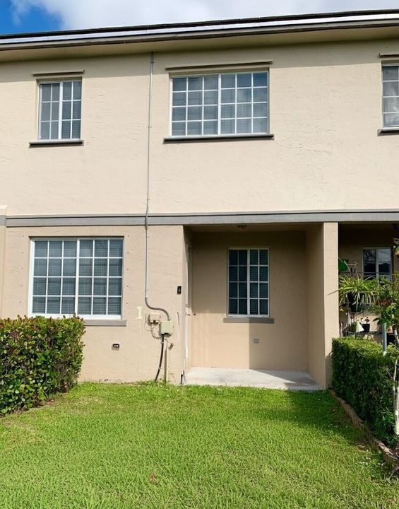 En Venta: $315,000 (3 camas, 3 baños, 1394 Pies cuadrados)