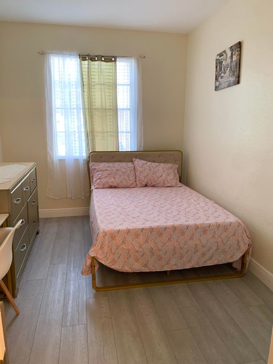 En Venta: $315,000 (3 camas, 3 baños, 1394 Pies cuadrados)