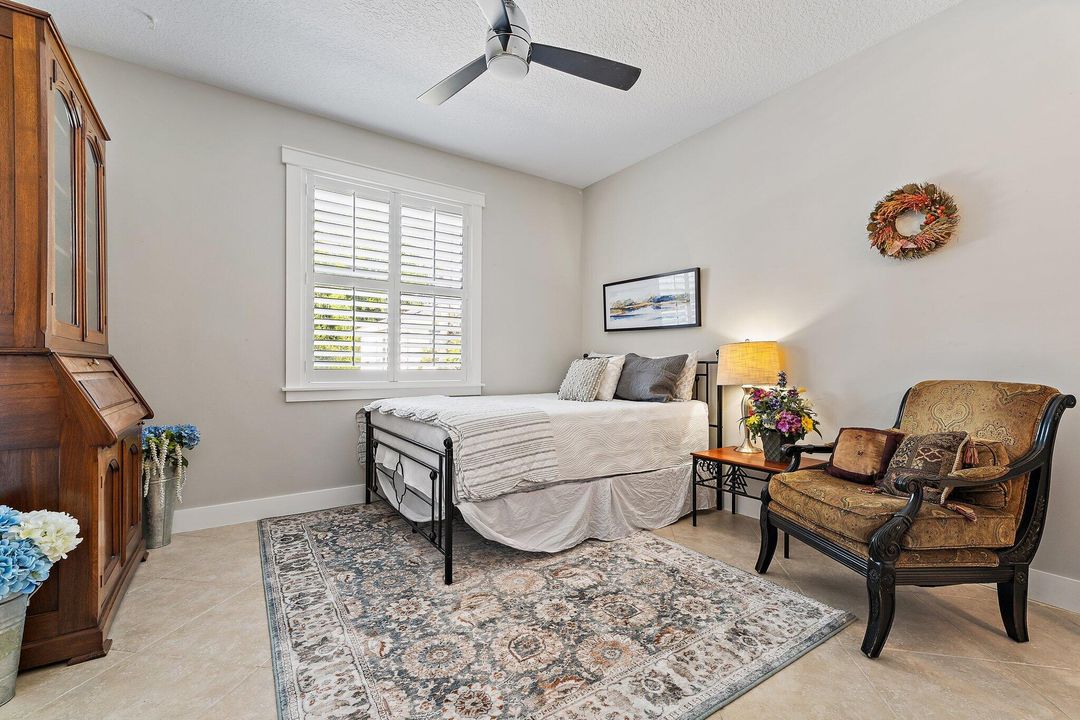 待售: $1,250,000 (4 贝兹, 3 浴室, 2659 平方英尺)