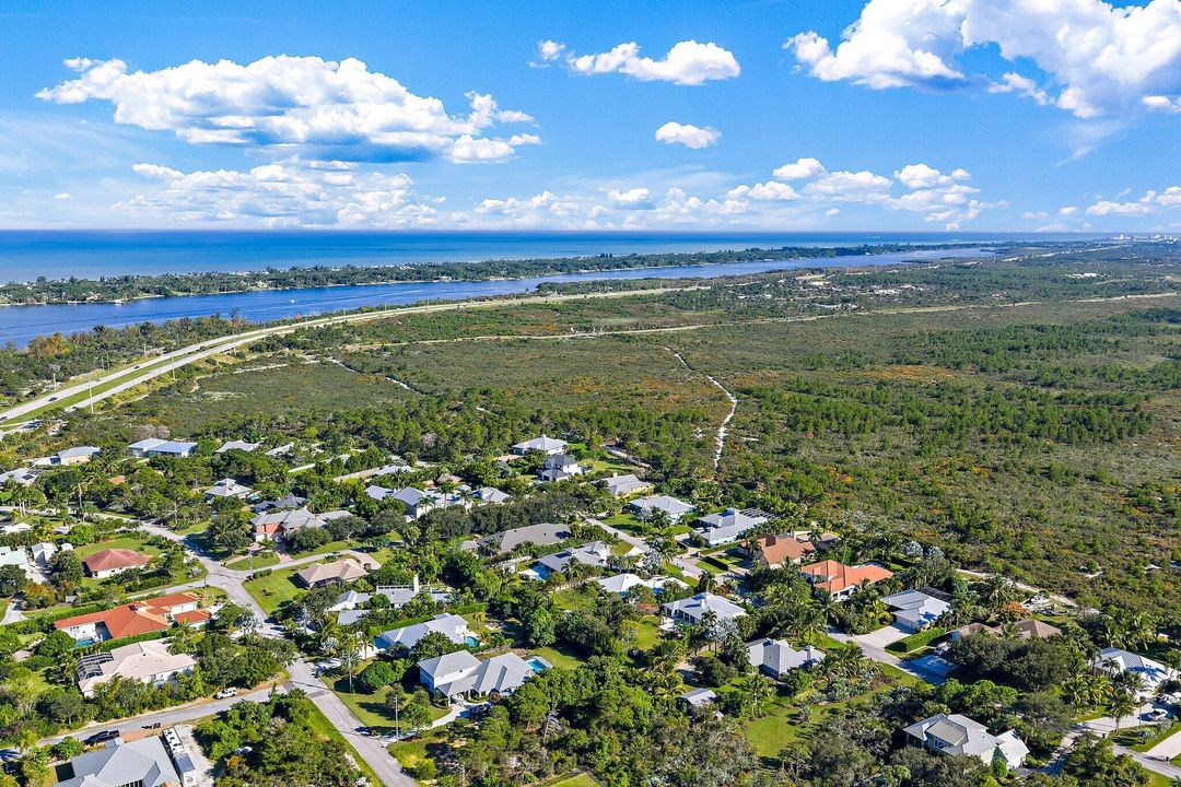 待售: $1,250,000 (4 贝兹, 3 浴室, 2659 平方英尺)